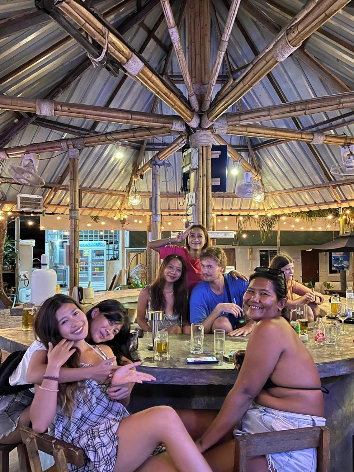 קו טאו Escape Divers - Jungle Hostel And Dive Centre מראה חיצוני תמונה